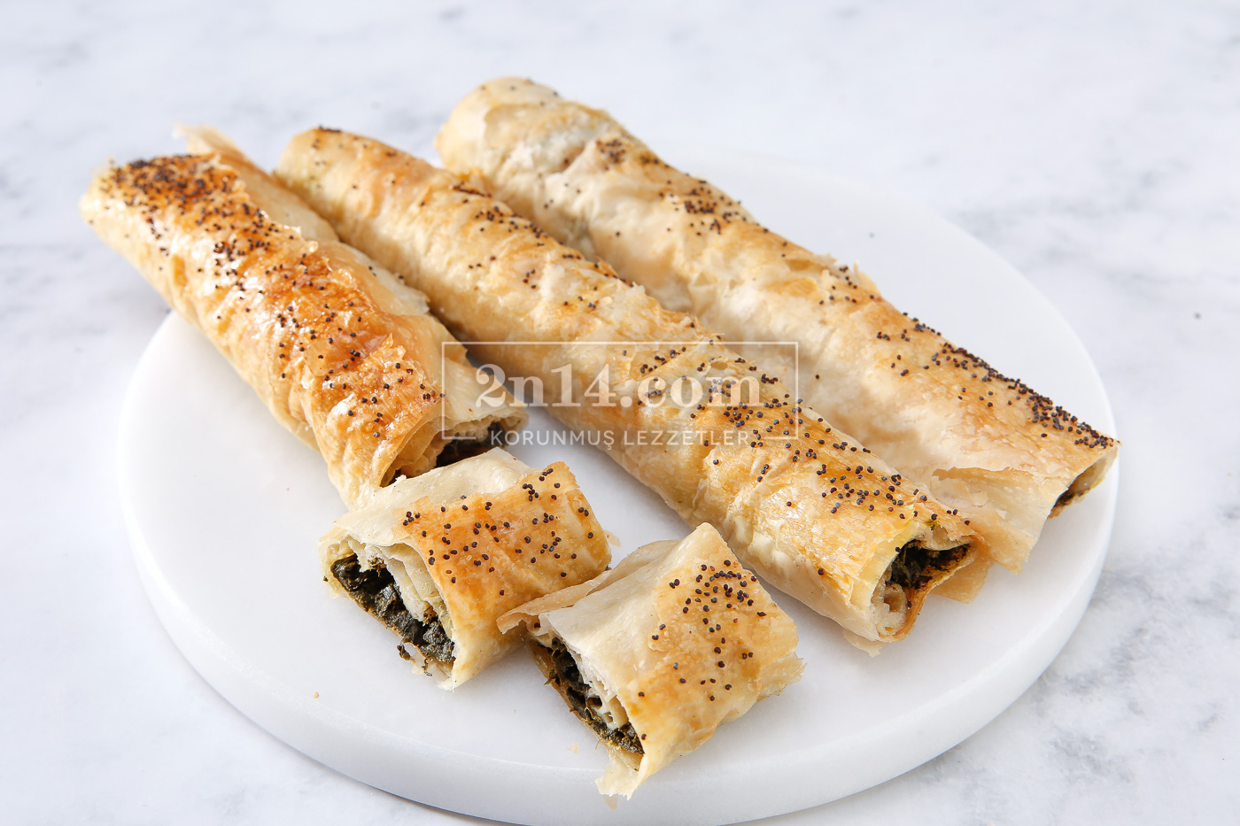Karabuğdaylı Ispanaklı Börek (2 adet)