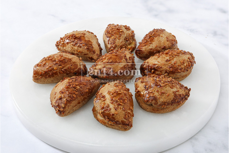 Karabuğdaylı Kıymalı Mini B&ouml;rek