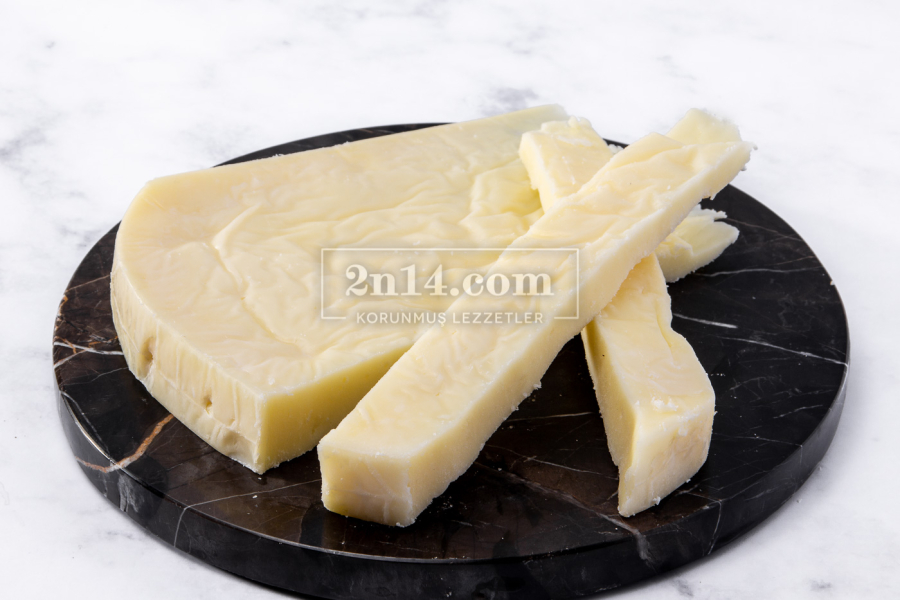 Trakya Eski Kaşar Peyniri (Salmonella - Koagula - L.Monocyt - GDO Analizli) - 2n14 Genetiği Korunmuş Lezzetler