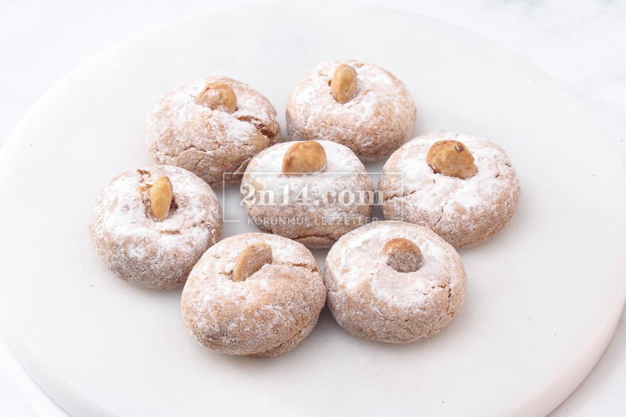 glutensiz-badem-unlu-amaretti