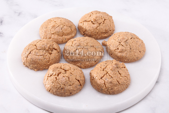 glutensiz-badem-unlu-acibadem-kurabiye