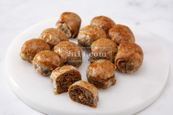 Karabuğdaylı Kıymalı Mini Börek