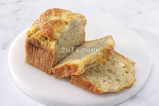 Sorgum Unundan Keçi Peynirli Muffin